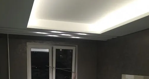 Светодиодные линии света и подсветка потолка